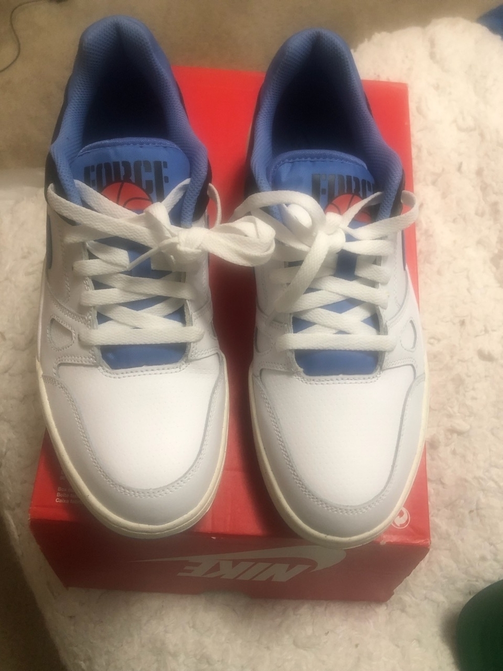 Nike White & Light Blue Low-Top Basketball Shoes
